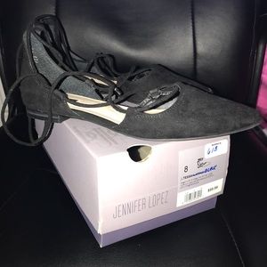 Black Flats | ONLY ACCEPTING $20 or ABOVE